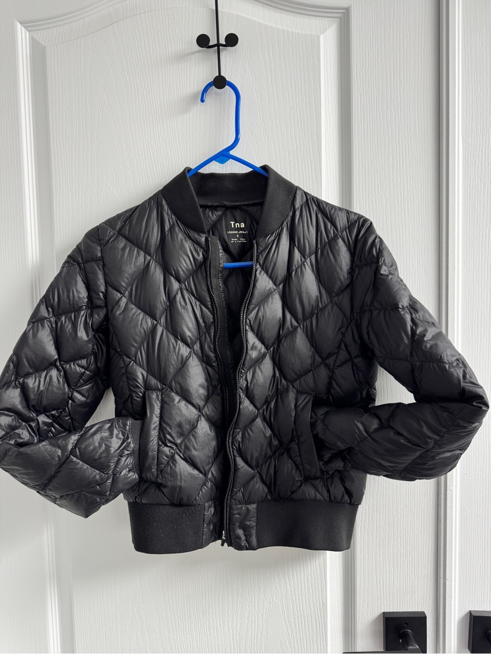 Aritzia TNA League Jacket Black Lightweight Quilted Puffer Size S